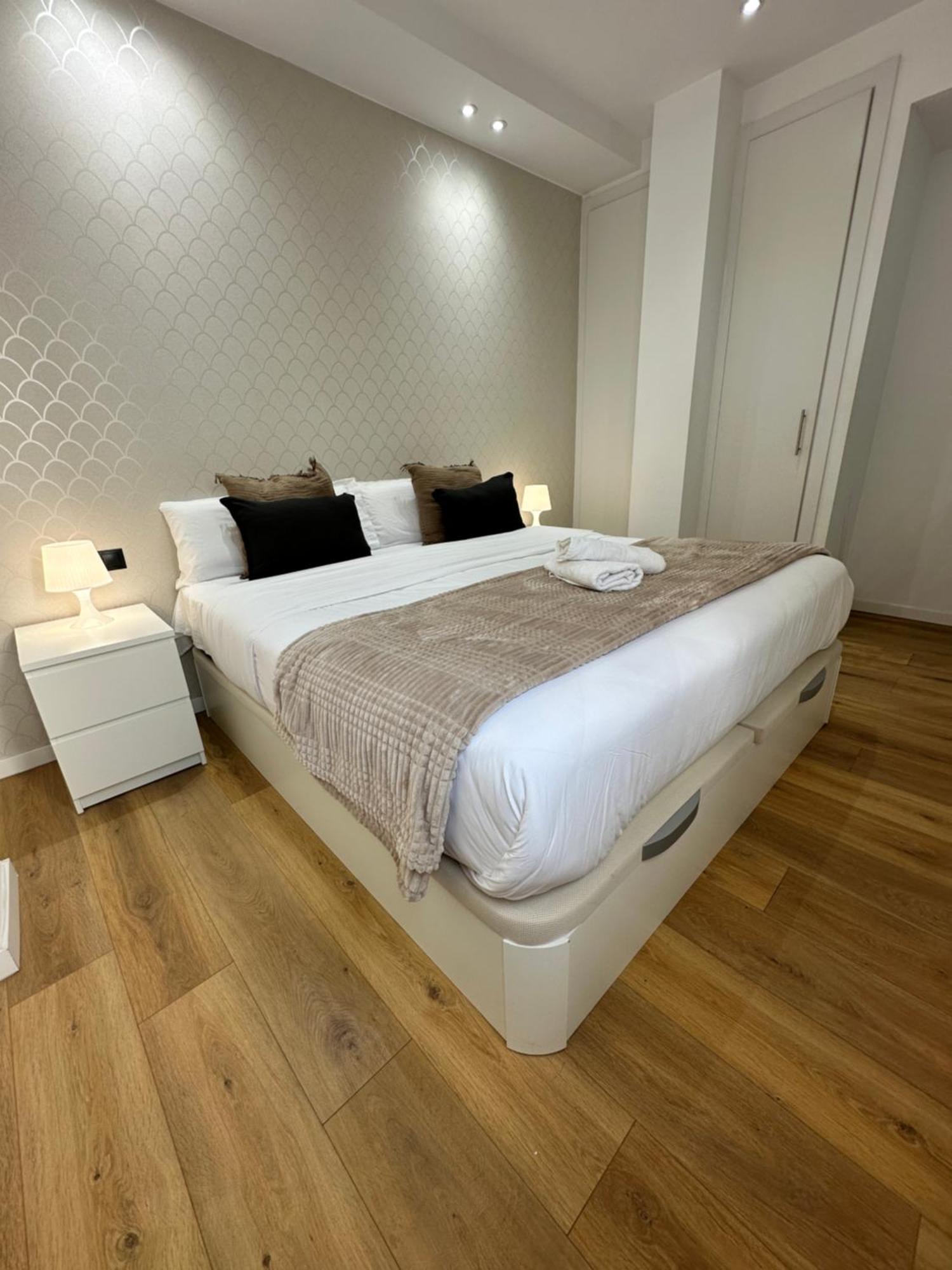 Capuchinos Deluxe Lägenhet Málaga Exteriör bild
