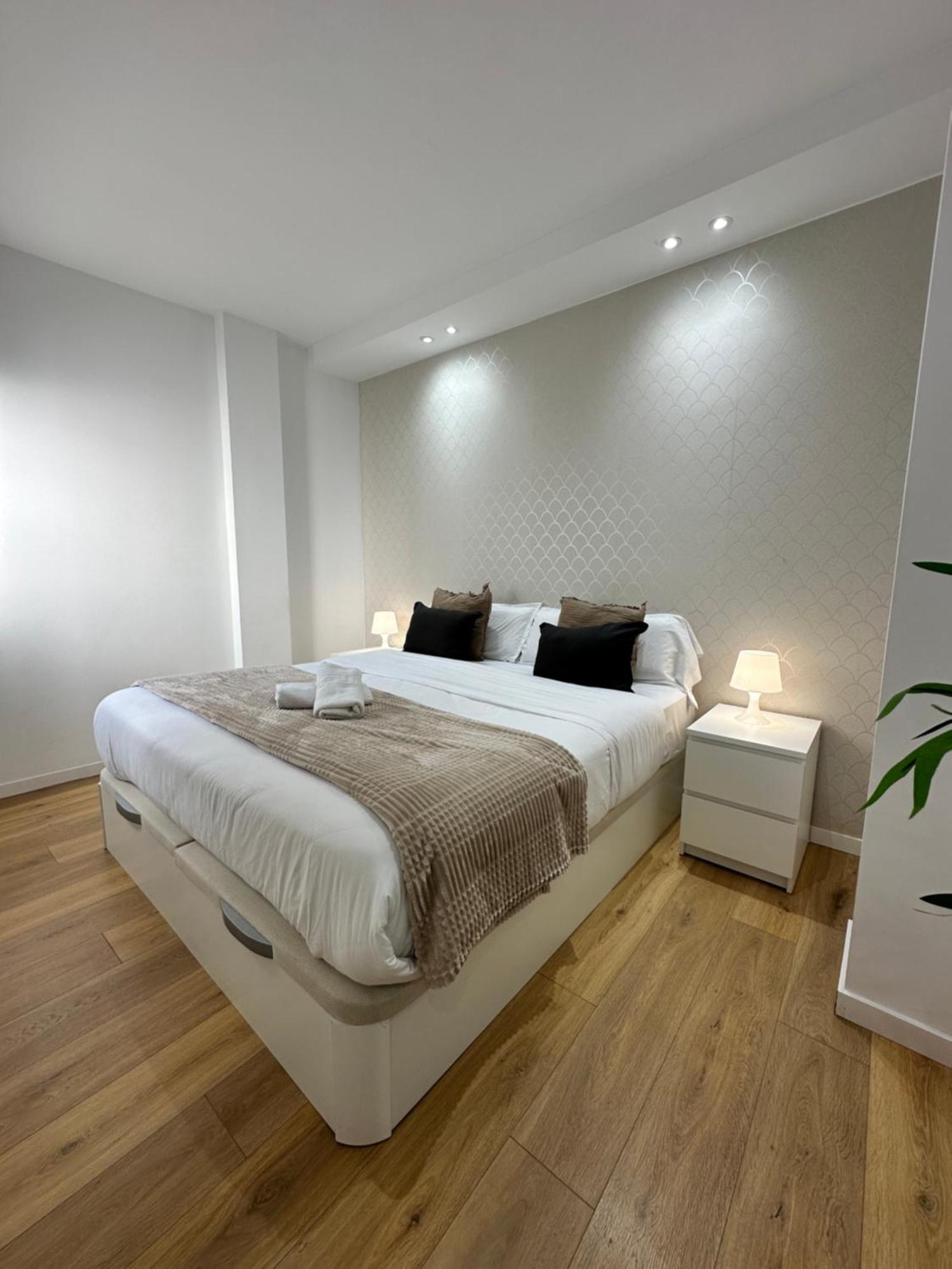 Capuchinos Deluxe Lägenhet Málaga Exteriör bild