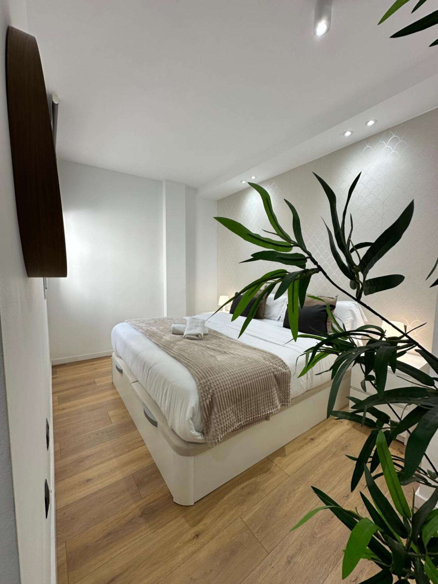 Capuchinos Deluxe Lägenhet Málaga Exteriör bild